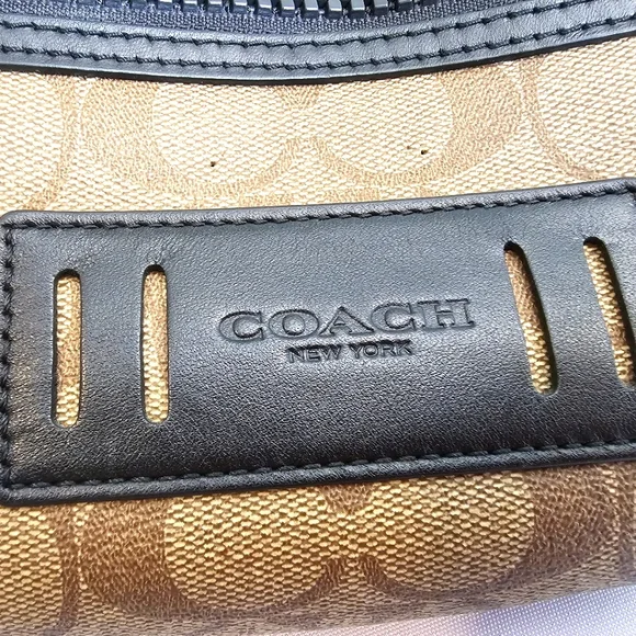 Coach - Unisex Belt Bag / Fanny Pack - Picture 16 of 16